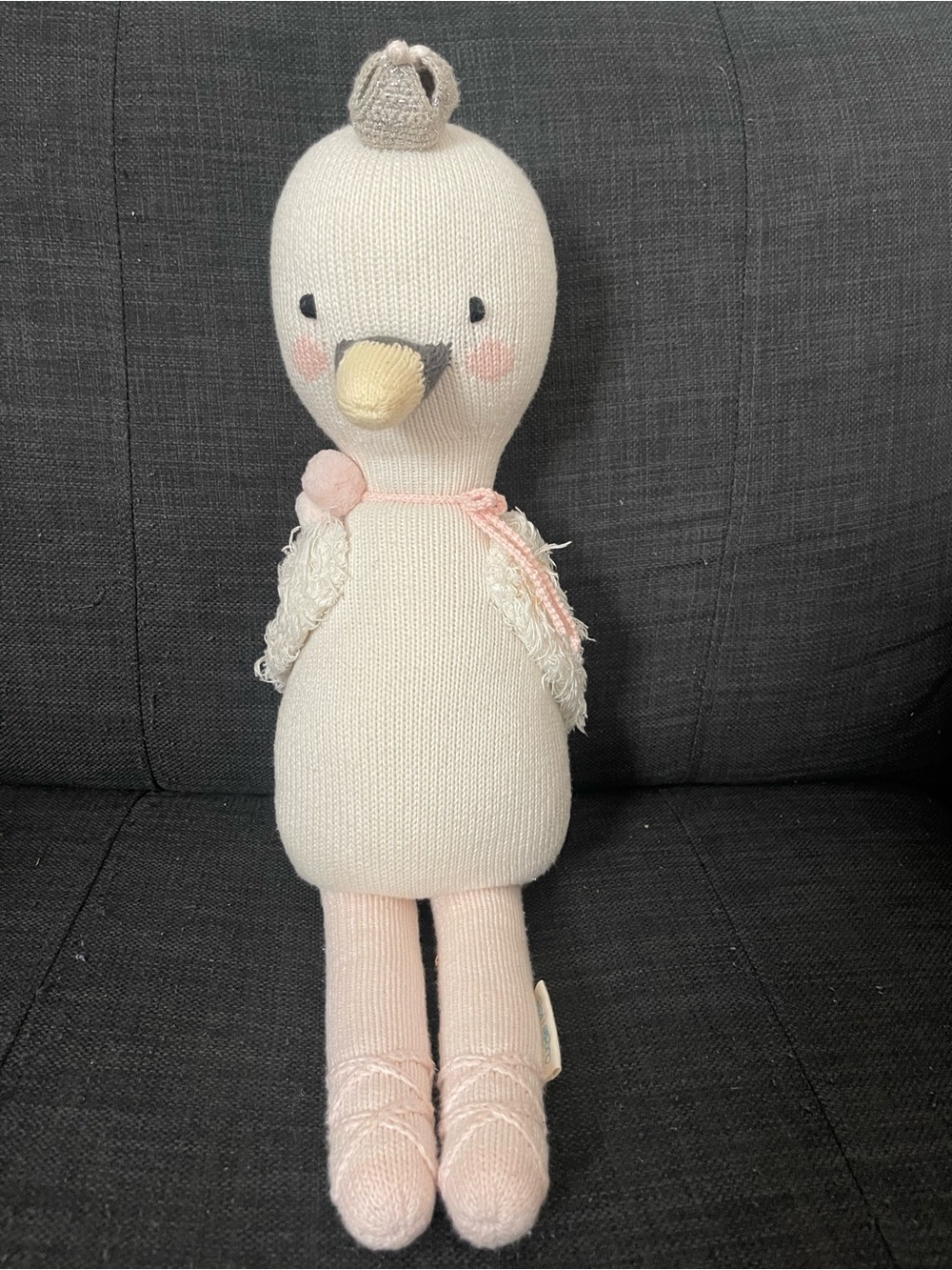 Harlow the Swan